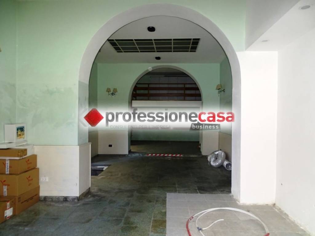 negozio in affitto a Livorno