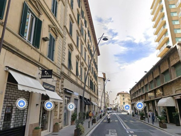 negozio in affitto a Livorno