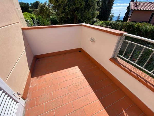 appartamento in affitto a Livorno in zona Antignano