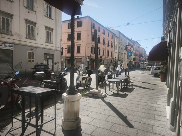 negozio in affitto a Livorno
