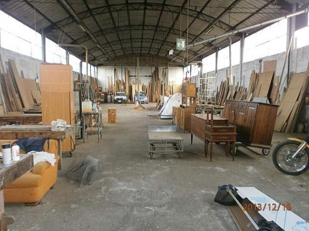locale commerciale in affitto a Piombino in zona Gagno