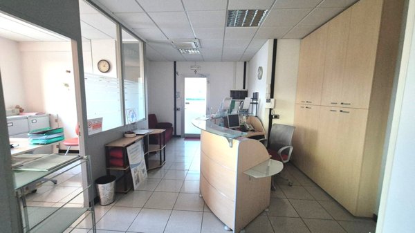 ufficio in affitto a Piombino in zona Fiorentina