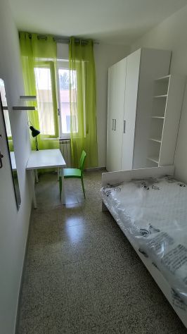 camera singola in affitto a Piombino in zona Fiorentina