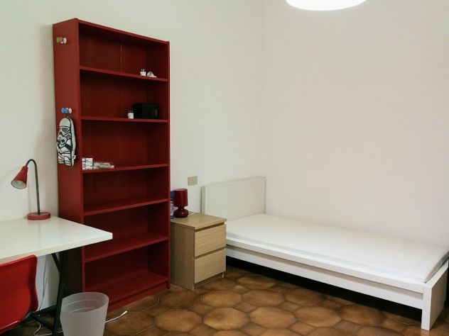 camera singola in affitto a Piombino in zona Fiorentina