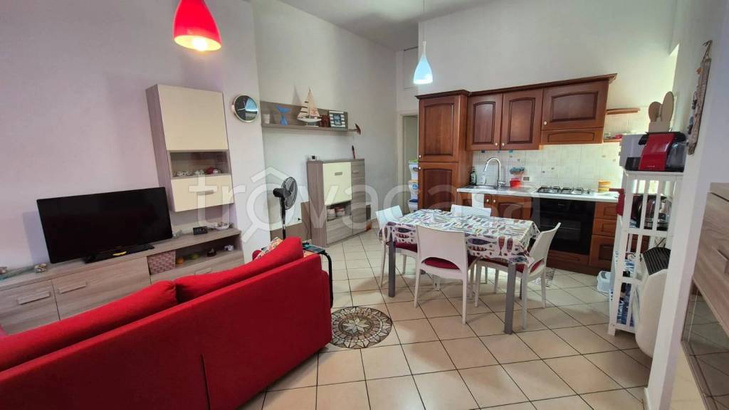 appartamento in affitto a Piombino