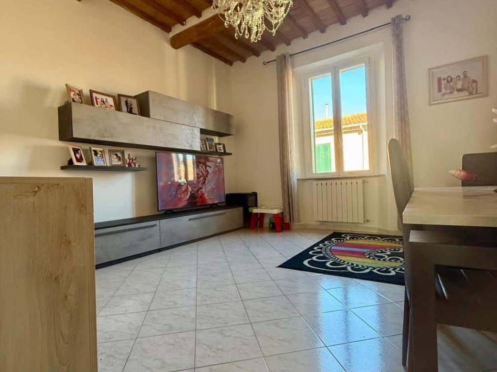 appartamento in affitto a Piombino
