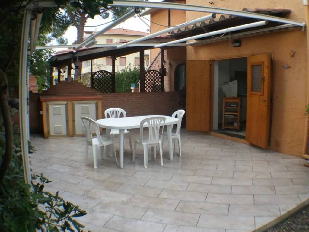 appartamento in affitto a Rosignano Marittimo in zona Vada