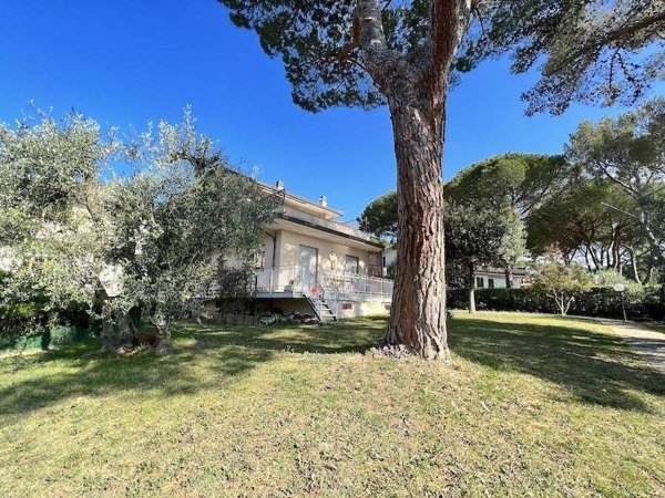 appartamento in affitto a Rosignano Marittimo in zona Castiglioncello