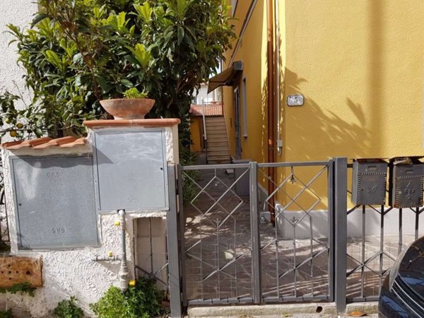 appartamento in affitto a Rosignano Marittimo in zona Vada