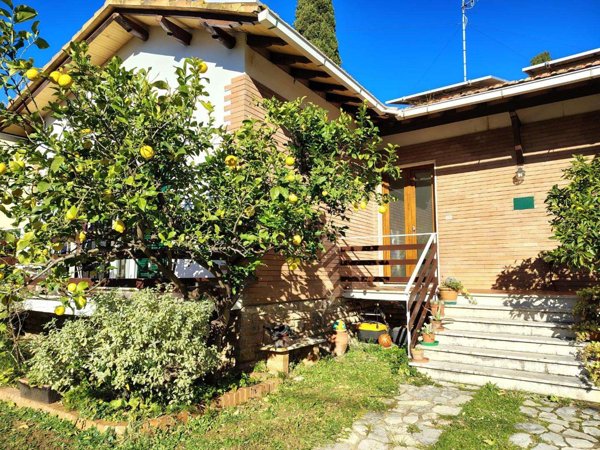 casa indipendente in affitto a Rosignano Marittimo in zona Castiglioncello
