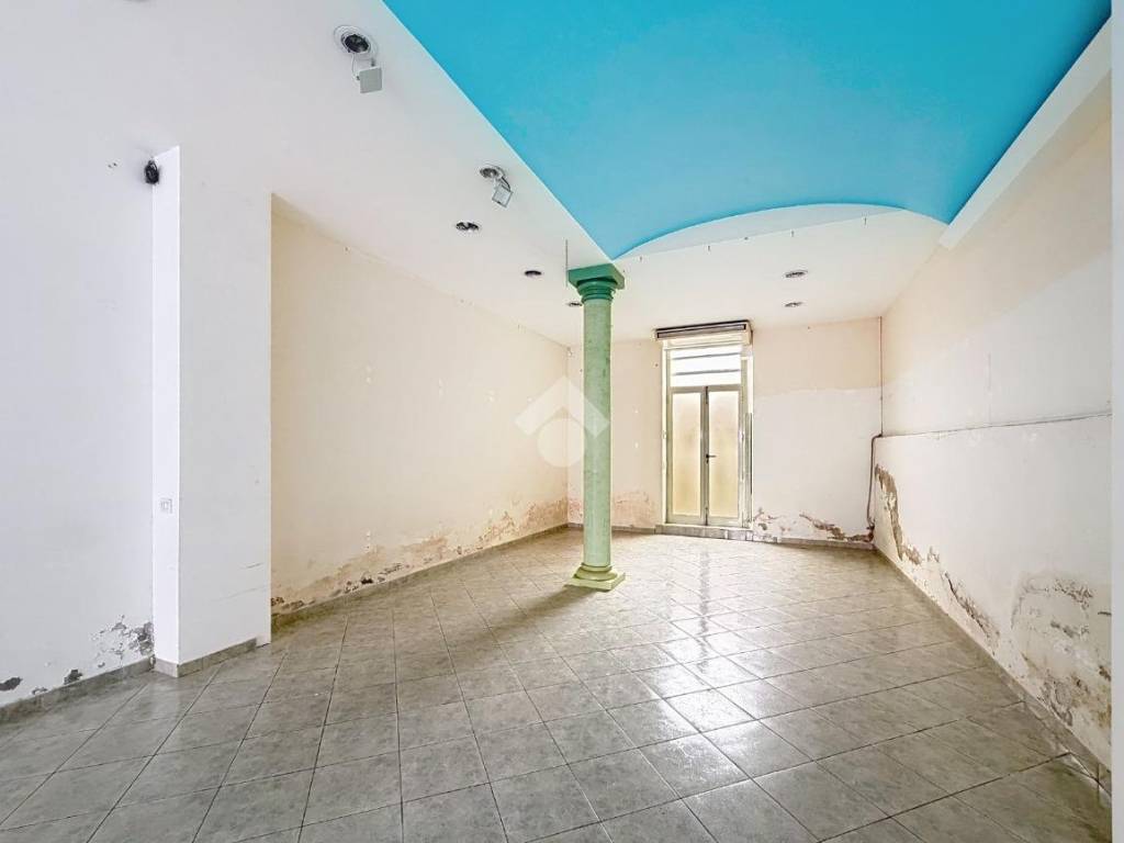 negozio in affitto a San Vincenzo