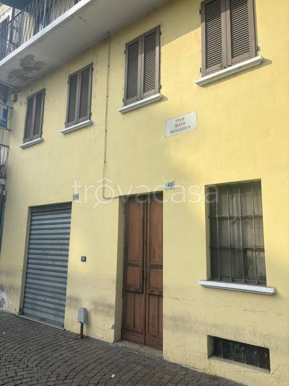 negozio in affitto a Galliate