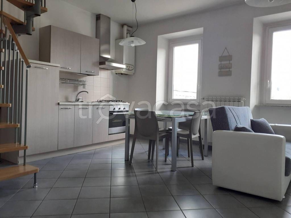 appartamento in affitto a Gozzano