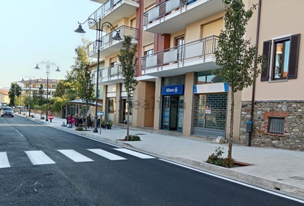 negozio in affitto a Grignasco
