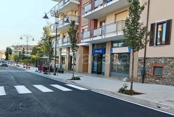 negozio in affitto a Grignasco