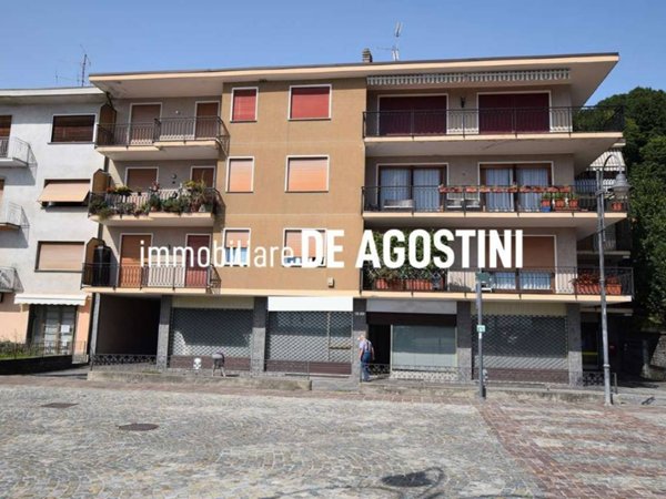 negozio in affitto a Massino Visconti