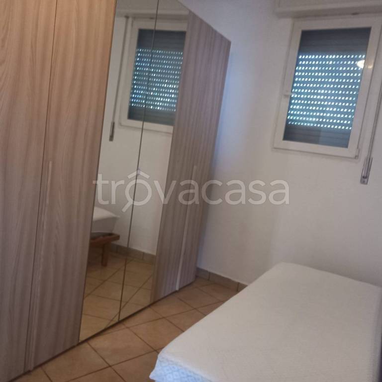 appartamento in affitto a Meina in zona Ghevio