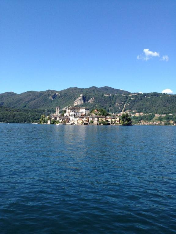 appartamento in affitto a Miasino