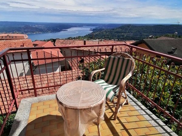 appartamento in affitto a Nebbiuno in zona Fosseno