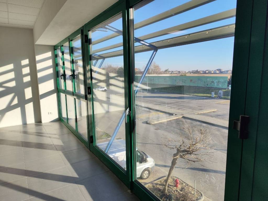 ufficio in affitto a Novara in zona zona Cittadella - Villaggio Dalmazia