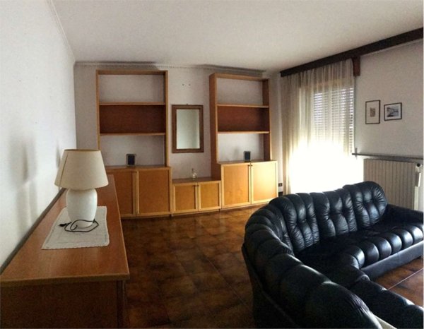 appartamento in affitto a Novara in zona Vignale
