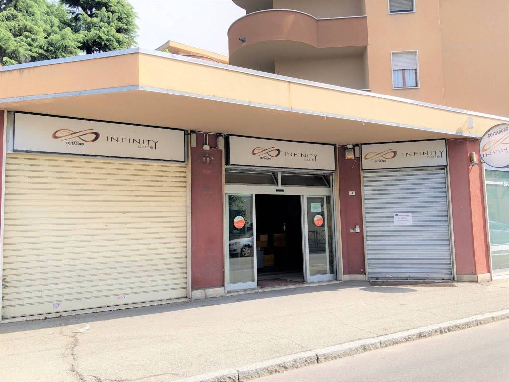 negozio in affitto a Novara in zona zona Sant'Andrea - San Rocco