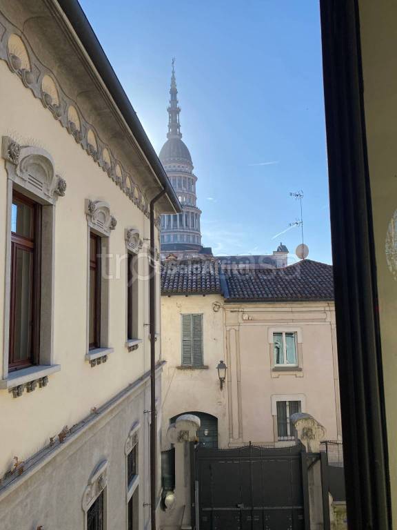 appartamento in affitto a Novara in zona Centro Città