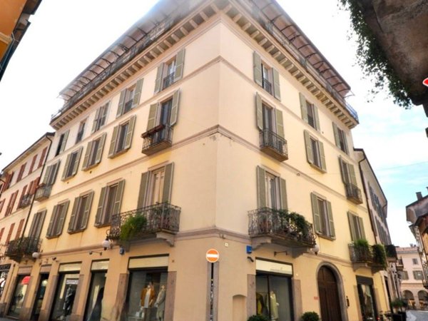 appartamento in affitto a Novara in zona Centro Città