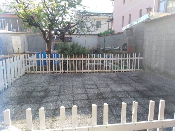 trivano in affitto a Novara in zona zona Bicocca
