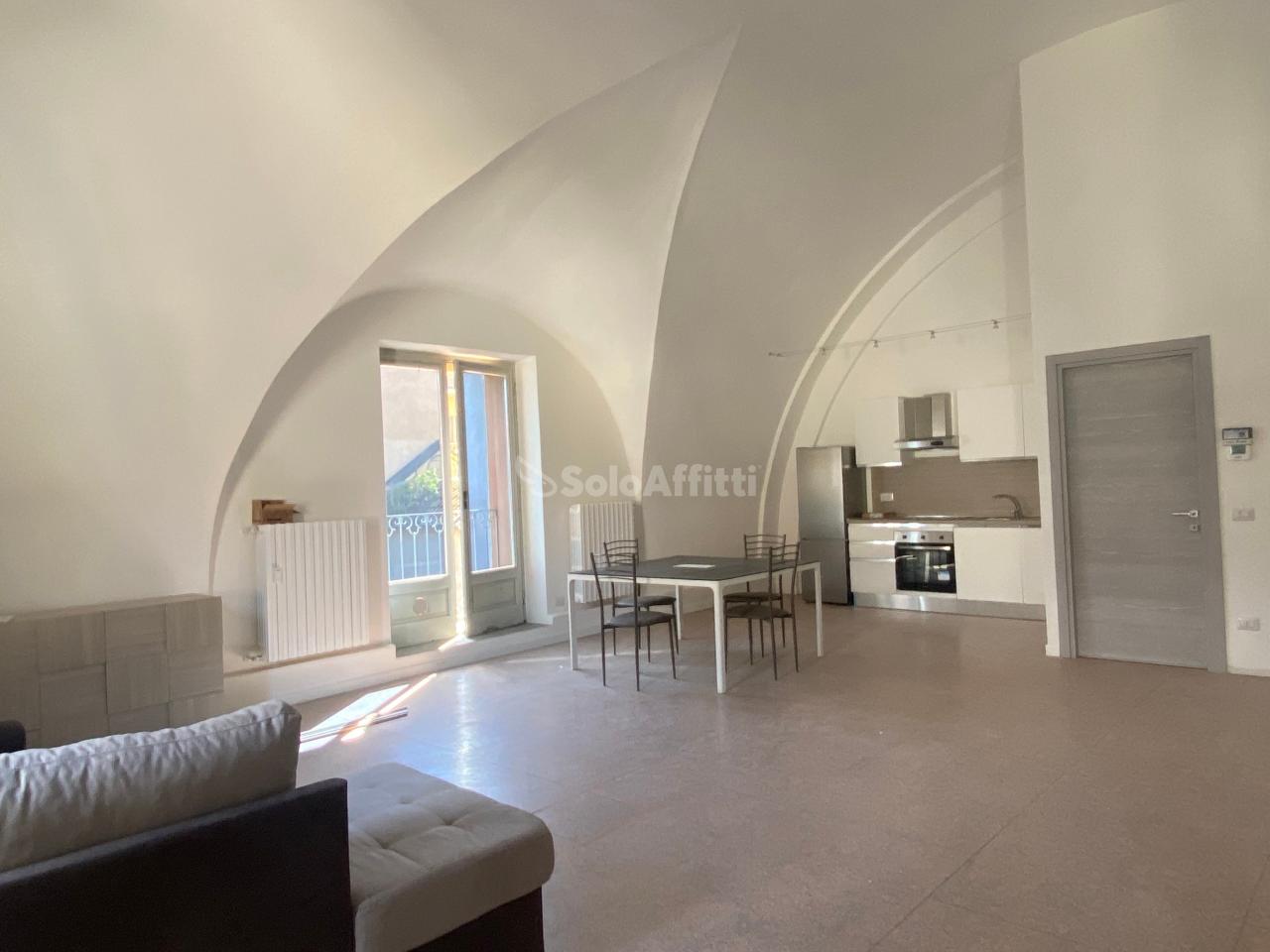 appartamento in affitto a Novara in zona Centro Città