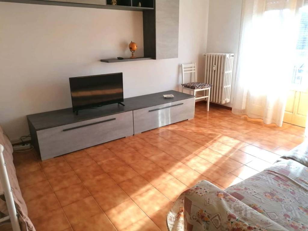 appartamento in affitto a Novara in zona Pernate