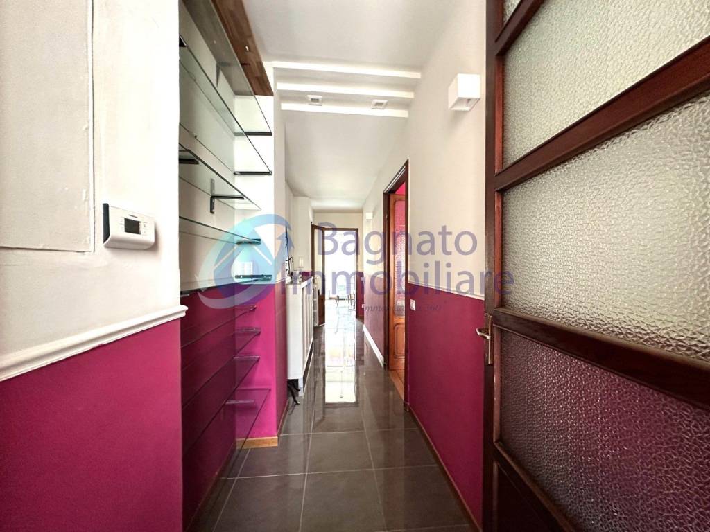 appartamento in affitto a Novara in zona Centro Città