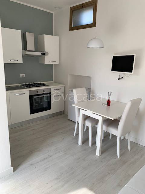 appartamento in affitto a Novara in zona Centro Città