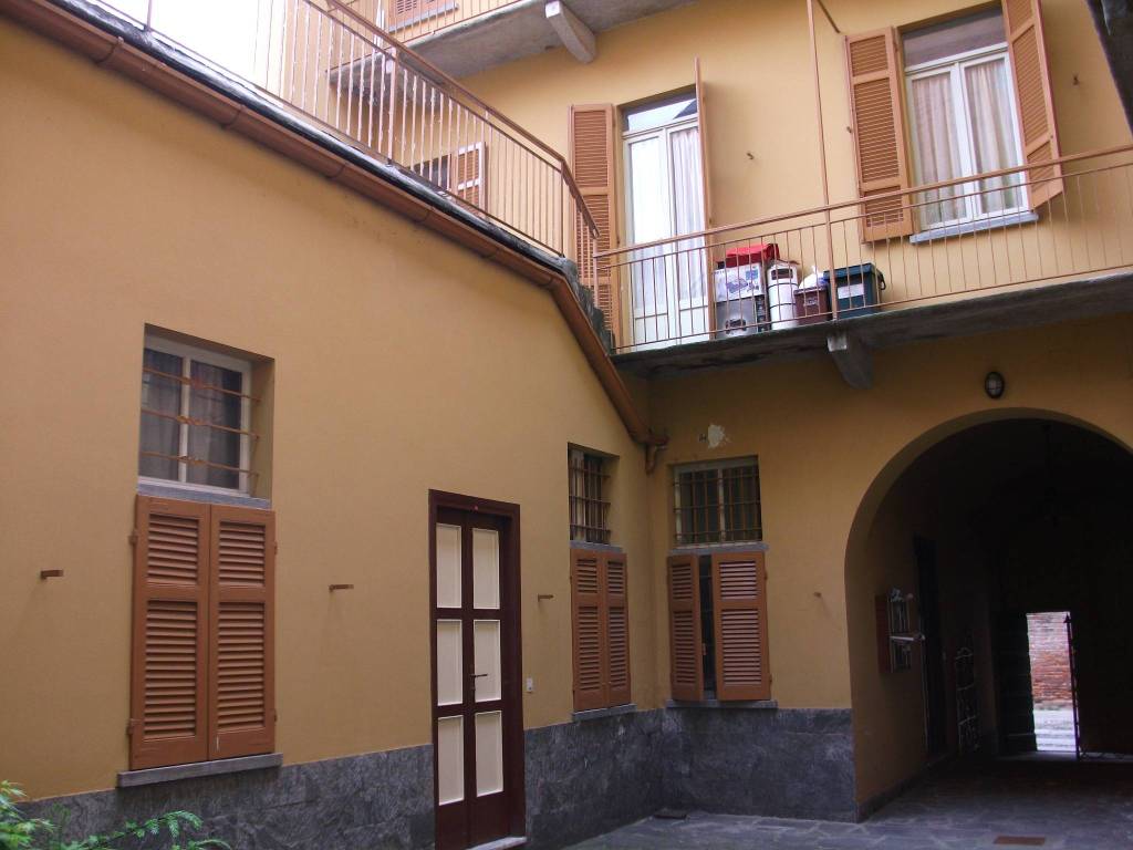 ufficio in affitto a Novara in zona Centro Città