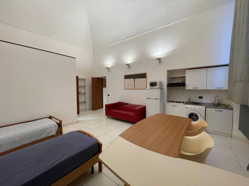 appartamento in affitto a Novara in zona Centro Città