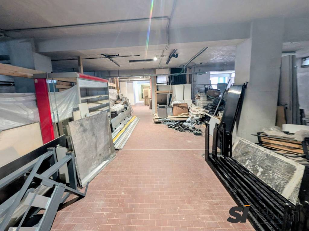 locale commerciale in affitto a Novara in zona zona Agogna - San Paolo