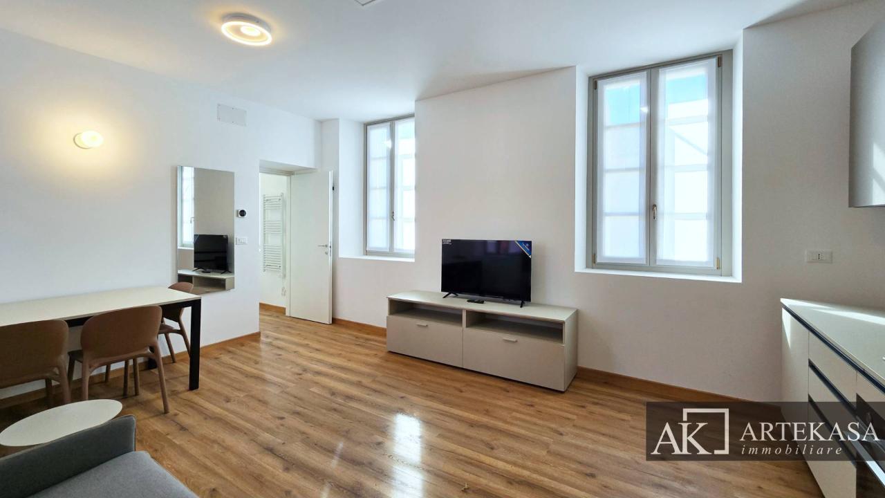 appartamento in affitto a Novara in zona Centro Città