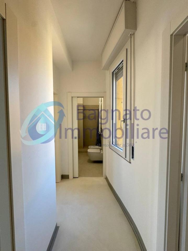 appartamento in affitto a Novara in zona Centro Città