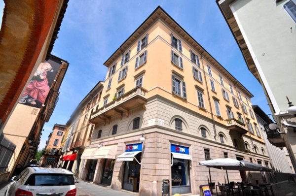 appartamento in affitto a Novara in zona Centro Città