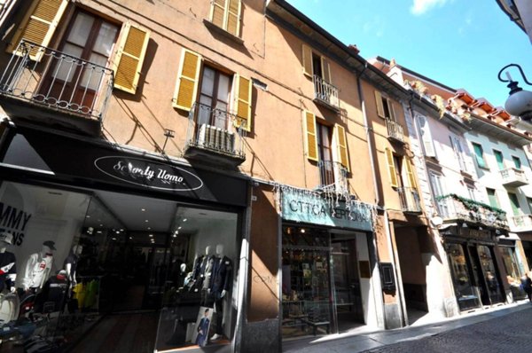 appartamento in affitto a Novara in zona Centro Città