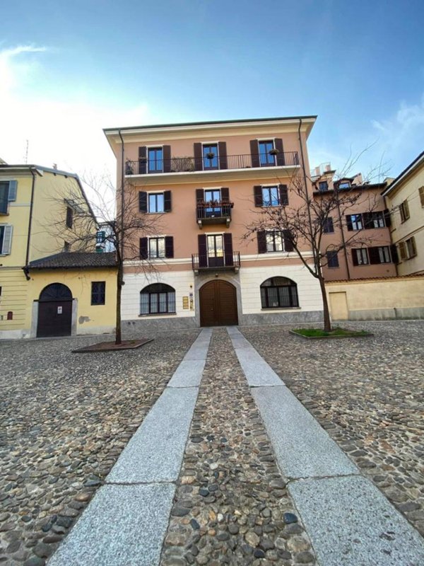 appartamento in affitto a Novara in zona Centro Città