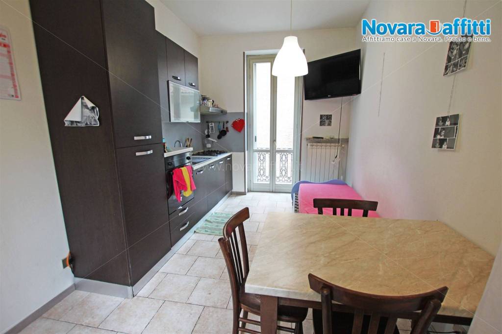 appartamento in affitto a Novara in zona Centro Città