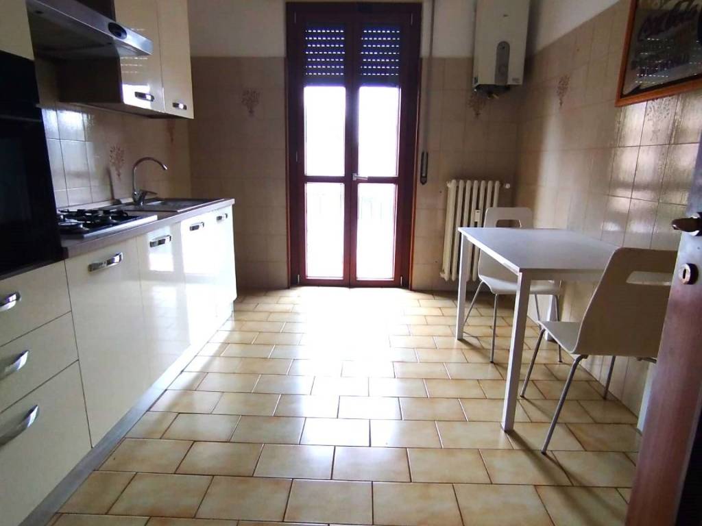 appartamento in affitto a Novara in zona zona Agogna - San Paolo