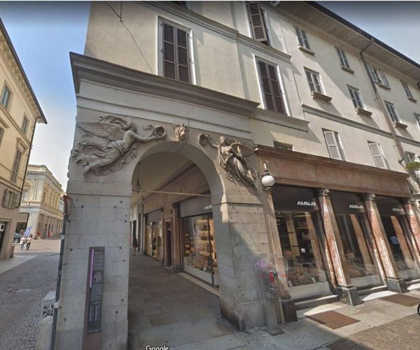 appartamento in affitto a Novara in zona Centro Città