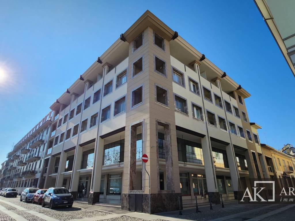 appartamento in affitto a Novara in zona Centro Città