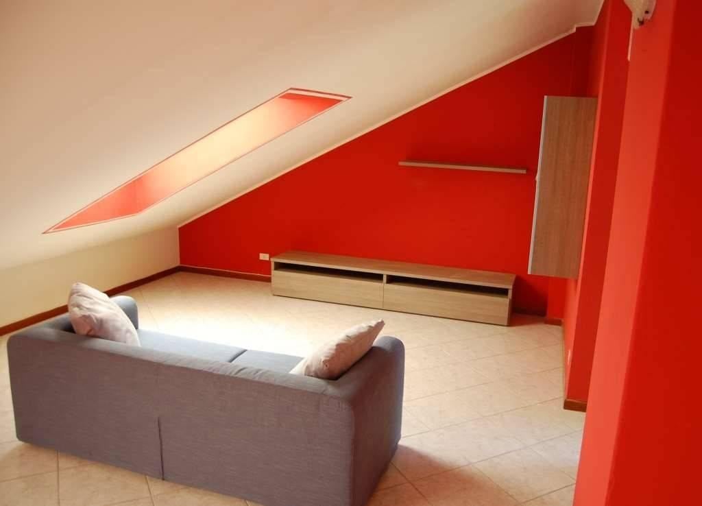 appartamento in affitto a Novara in zona Centro Città