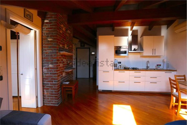 appartamento in affitto a Novara in zona Centro Città