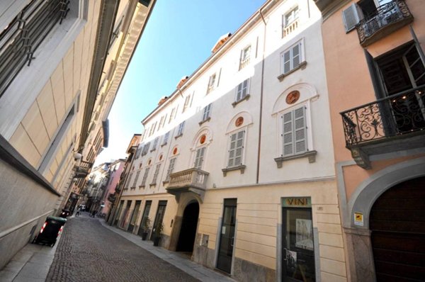 appartamento in affitto a Novara in zona Centro Città