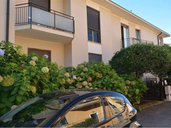 appartamento in affitto a Novara in zona Agognate