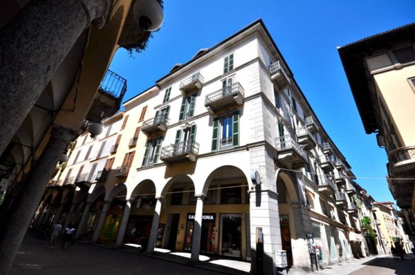 appartamento in affitto a Novara in zona Centro Città